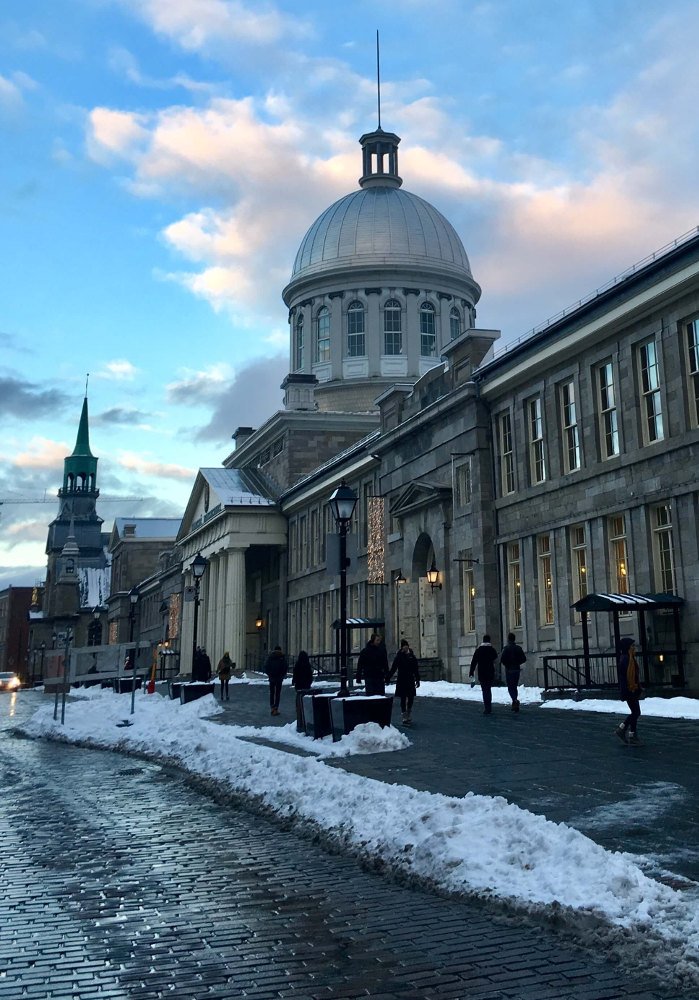 Evine výlety po Kanade, stredná škola v Kanade, Montreal